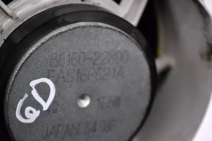 Toyota Land Cruiser (J120) (2002 - 2009) 8616022890 Динамики задних дверей — фото 6