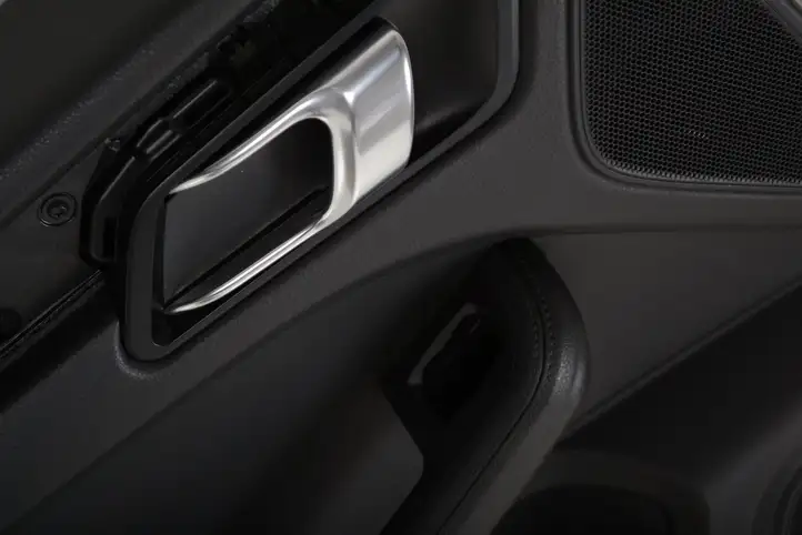 Porsche Macan (95B) (2014 - 2018) 95B867211 Обшивка задней двери — фото 2