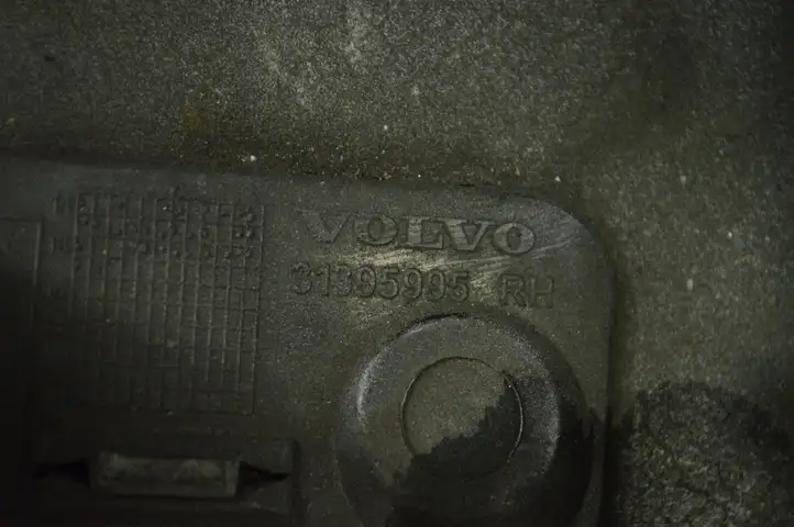 Volvo XC90 (2014 - 2019) 31395995 Молдинг заднего крыла — фото 5