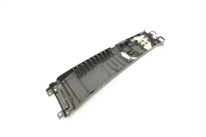 Toyota Land Cruiser (J120) (2002 - 2009) 6241060040 Верхняя обшивка стойки B — фото 4