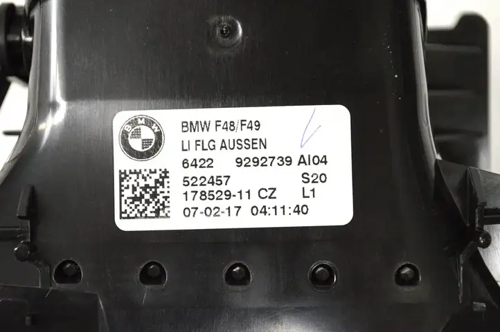 BMW X1 F48 F49 (2015 - 2022) 9292739 Воздушная решетка панели — фото 5