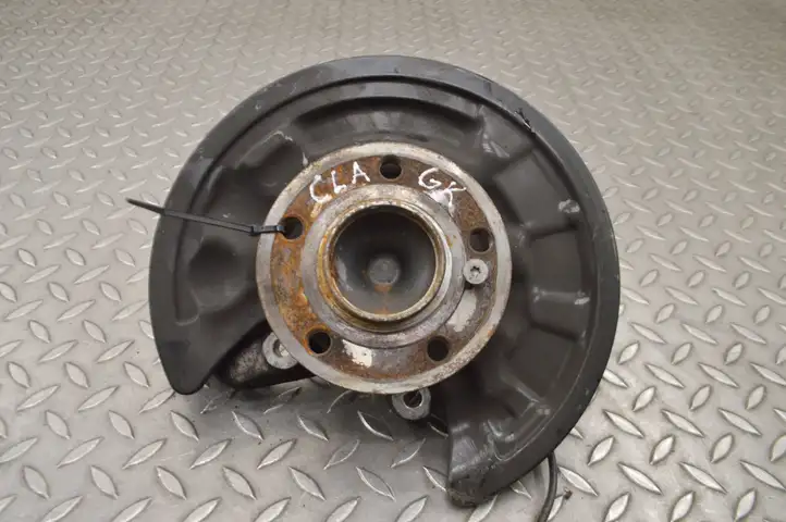 Mercedes-Benz CLA C117,X117,W117 (2013 - 2019) A2460306 Ступица колеса — фото 1