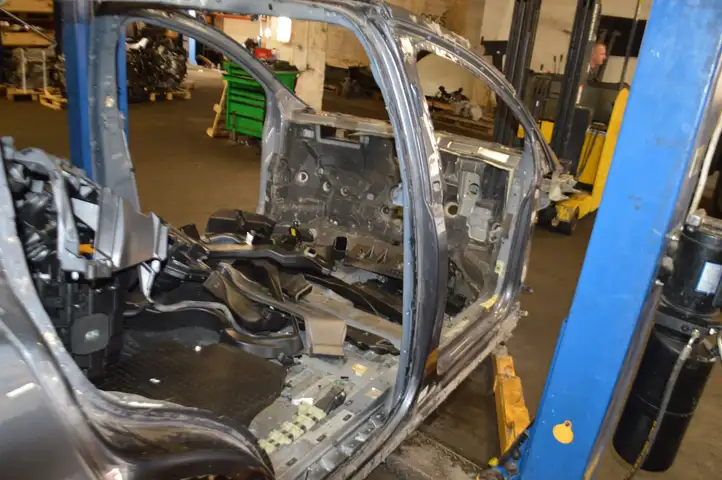 Tesla Model X (2015 - 2021) Порог кузова — фото 2