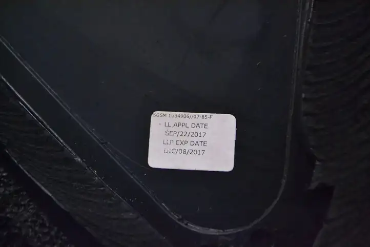 Tesla Model X (2015 - 2021) 43R004553 Заднее боковое стекло — фото 6