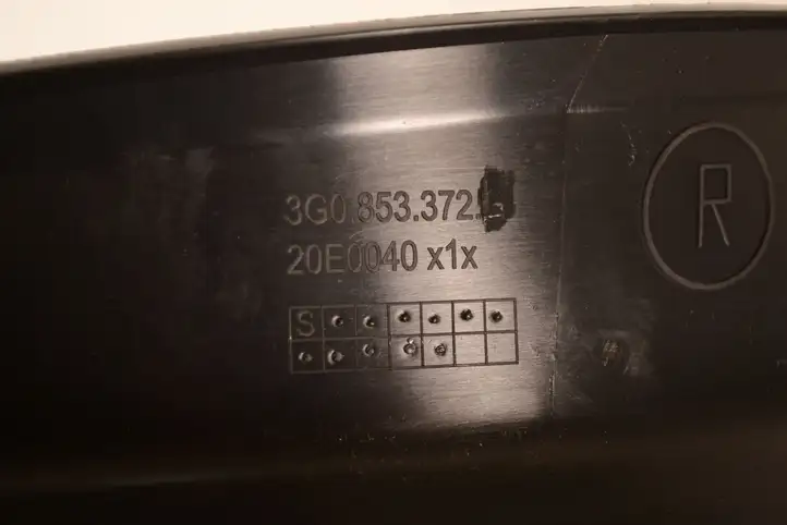 Volkswagen PASSAT B8 (2015 - ) 3G0853372L Внутренняя обшивка порога (комплект) — фото 7