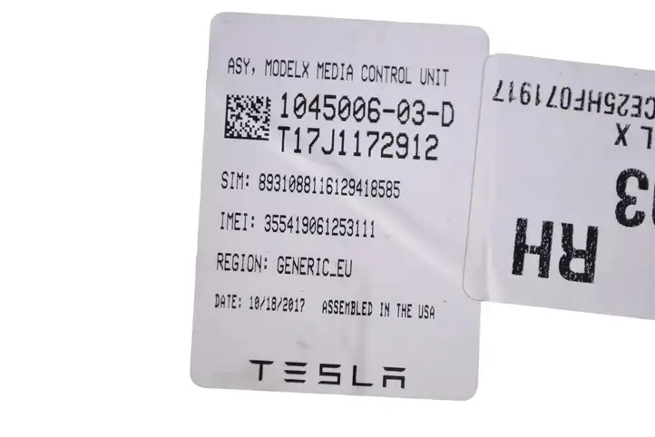 Tesla Model X (2015 - 2021) 104500603D Дисплей / маленький экран — фото 9