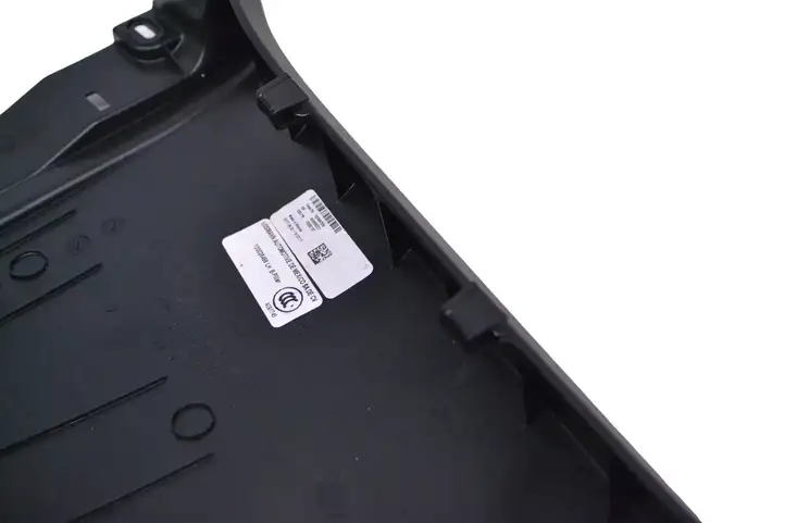 Tesla Model X (2015 - 2021) Нижняя обшивка стойки B — фото 4