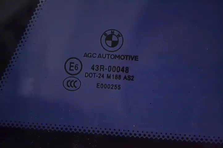 BMW i8 (2014 - ) 43R00048 Заднее боковое стекло — фото 5