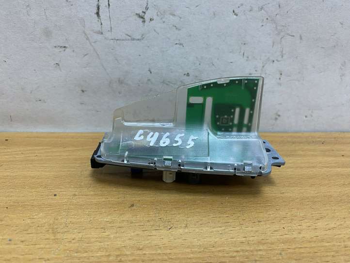 BMW X5 E70 (2006 - 2013)  695914703 Антенна (антенна GPS)