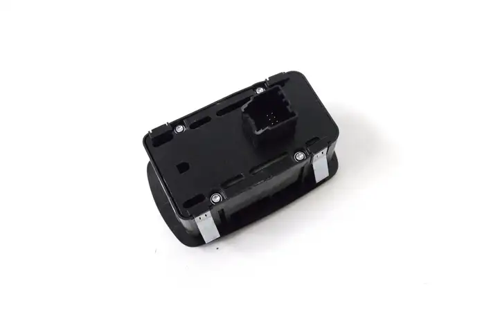 Maserati Ghibli (2013 - 2017) 670025405 Кнопка стеклоподъемников — фото 3