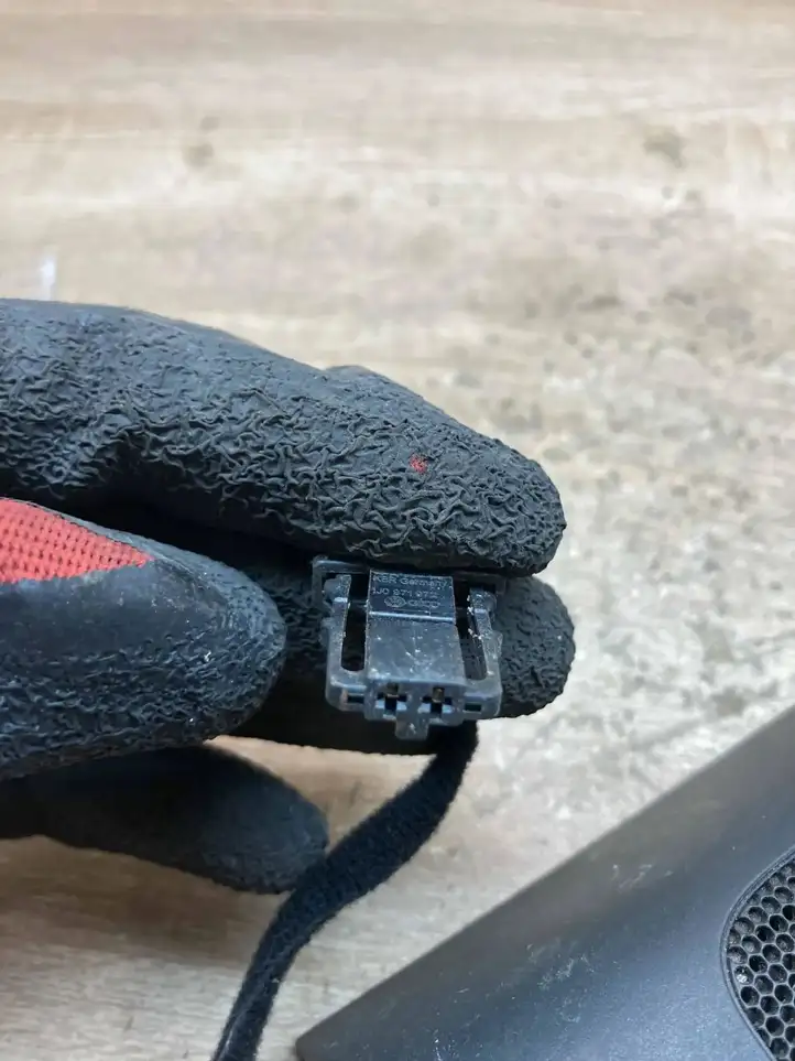 Volkswagen PASSAT B6 (2005 - 2010)  3C0837993 Громкоговоритель (громкоговорители) высокой частоты в передних дверях