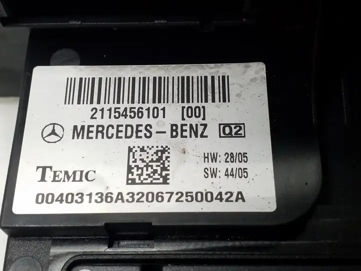 Mercedes-Benz E W211 (2002 - 2009) 2115456101 Блок предохранителей — фото 3