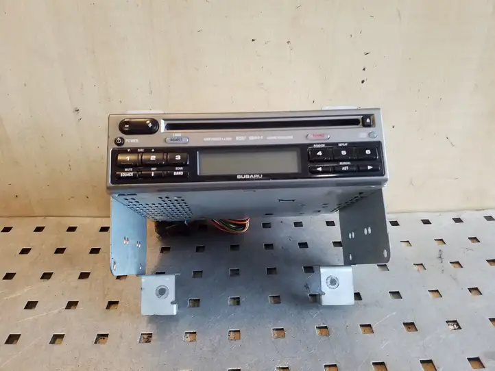 Subaru Forester SG (2003 - 2005) VDCD0012152139 Магнитола / мультимедийная система — фото 1