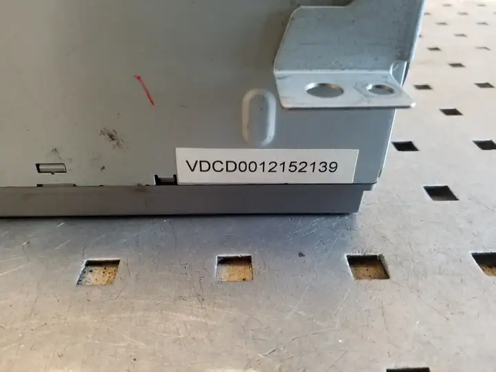 Subaru Forester SG (2003 - 2005) VDCD0012152139 Магнитола / мультимедийная система — фото 9