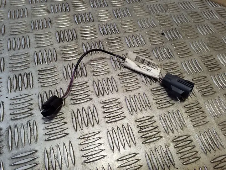 Jaguar XF X250 (2007 - 2015)  8X2T971111AC Другой проводник