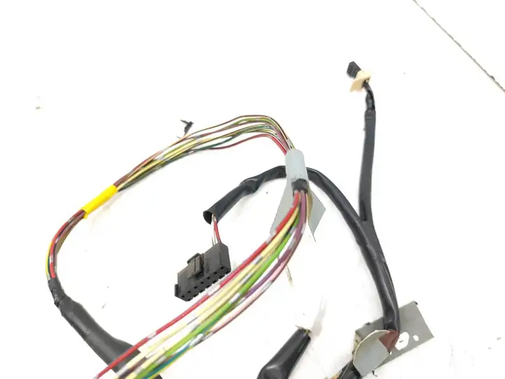 Toyota Corolla E120 E130 (2004 - 2007) 8217102650 Прочая электропроводка — фото 4