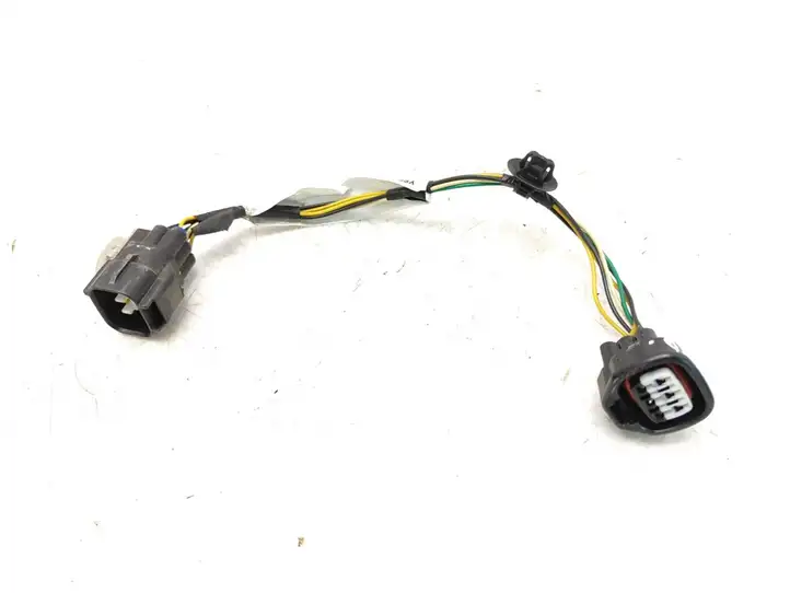 Toyota Corolla E120 E130 (2004 - 2007) 8222302030 Прочая электропроводка — фото 2