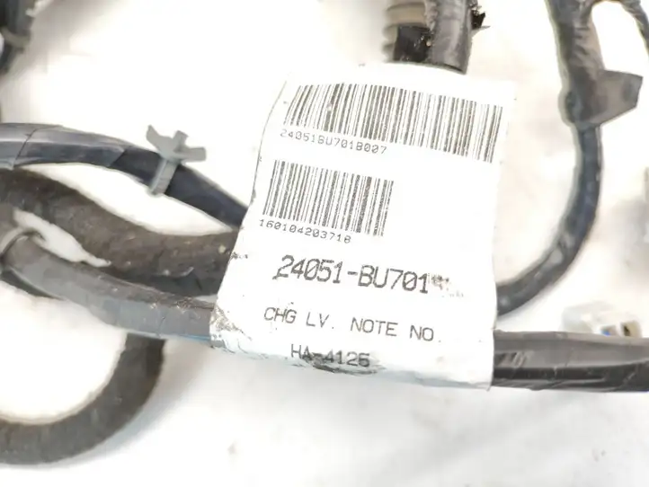Nissan (2000 - 2006) 24051BU701 Жгут проводов крышки багажника — фото 8