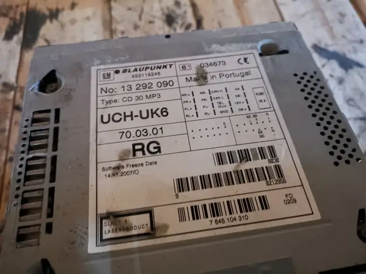 Renault Trafic II (X83) (2002 - 2014)  13292090 Радио/ проигрыватель CD/DVD / навигация