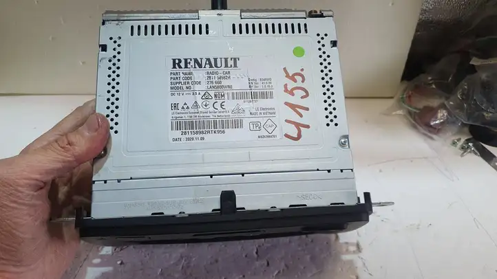 Renault Trafic III (X82) (2014 - ) 281158982R Магнитола / мультимедийная система — фото 3