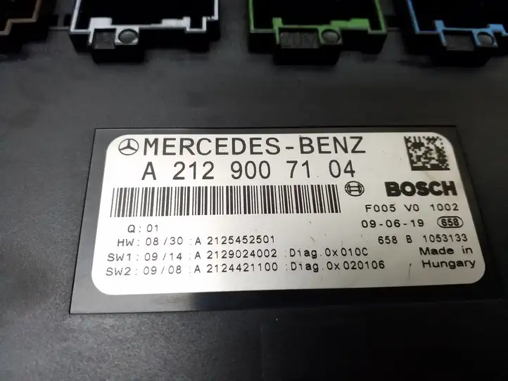 Mercedes-Benz E W212 (2009 - 2016) A2129007104 Блок предохранителей — фото 6