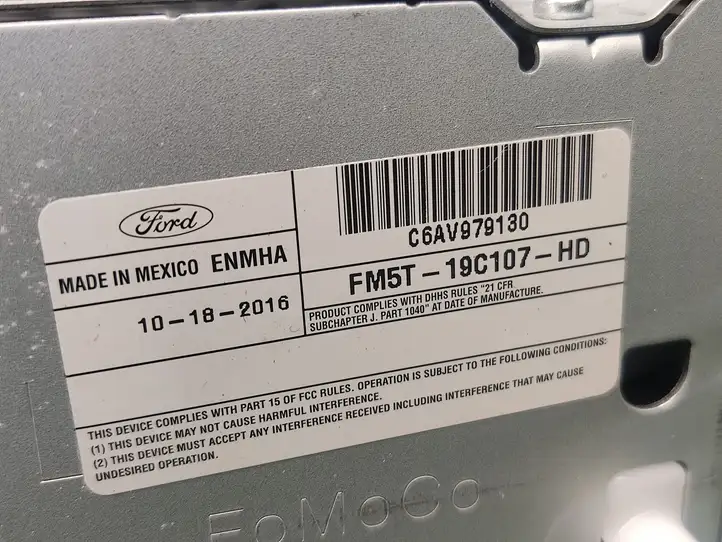 Ford Focus (2015 - 2019) FM5T19C107HD Магнитола / мультимедийная система — фото 2