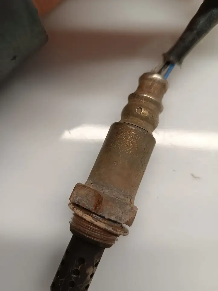 Toyota Corolla E120 E130 (2000 - 2004) 8946502090 Лямбда-зонд — фото 2