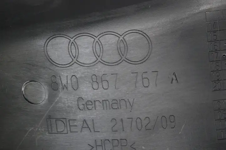 Audi A4 S4 B9 8W (2019 - ) 8W0867767A Внутренняя отделка заднего порога — фото 5