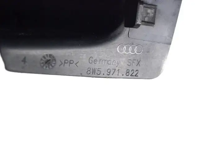 Audi A4 S4 B9 8W (2019 - ) 8W5971822 Прочая отделка багажника — фото 5