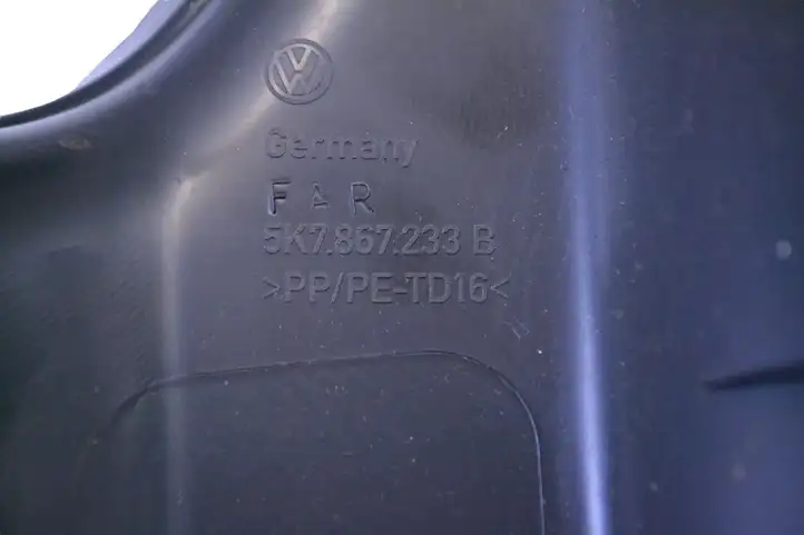 Volkswagen Golf VI (2009 - 2013) 5K7867233B Нижняя обшивка стойки B — фото 6