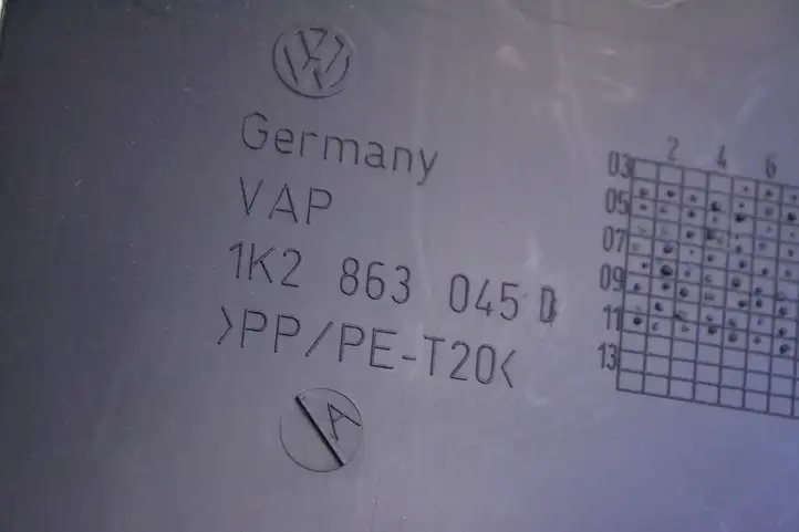 Volkswagen Golf VI (2009 - 2013) 1K2863045D Другая деталь консоли (туннеля) — фото 5