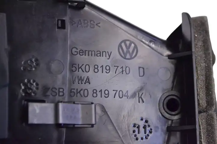 Volkswagen Golf VI (2009 - 2013) 5K0819710D Воздушная решетка панели — фото 5