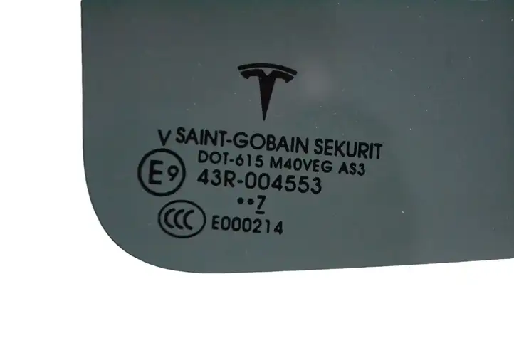 Tesla Model X (2015 - 2021) 43R004553 Заднее боковое стекло — фото 5