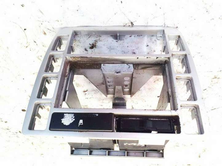 Ford Galaxy (2000 - 2006)  7m5858601b Передний держатель чашки