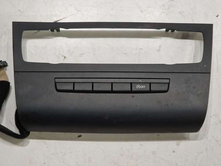 BMW 1 E81 E87 (2004 - 2011)  6131697091905 Другие включатели / ручки/ переключатели