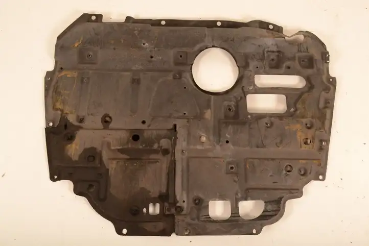 Toyota Prius (XW30) (2009 - 2015) 5141076013 Защита двигателя — фото 5