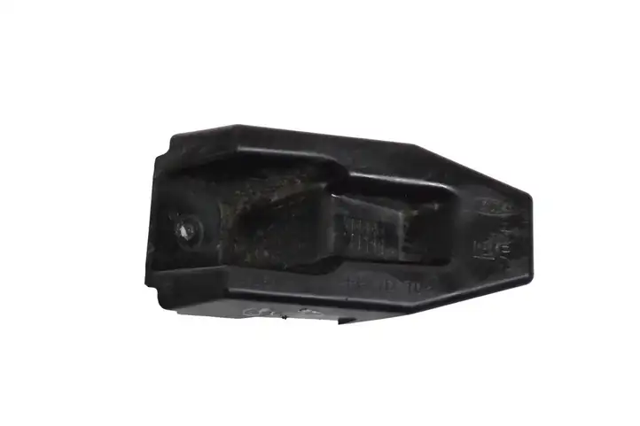 Ford Focus (2011 - 2015) BM51A17B918A Кронштейн заднего бампера — фото 2