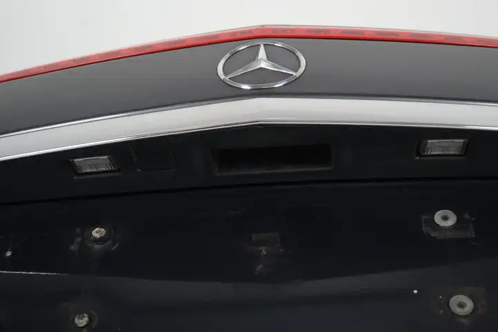 Mercedes-Benz E A207 (2010 - 2017) Крышка багажника — фото 4