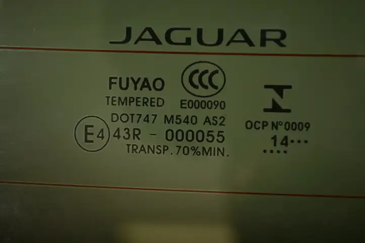 Jaguar F-Type (2013 - ) Крышка багажника — фото 2