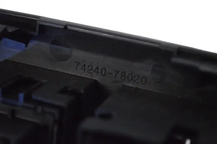 Lexus NX (2021 - ) 7424078020 Кнопка стеклоподъемников — фото 5