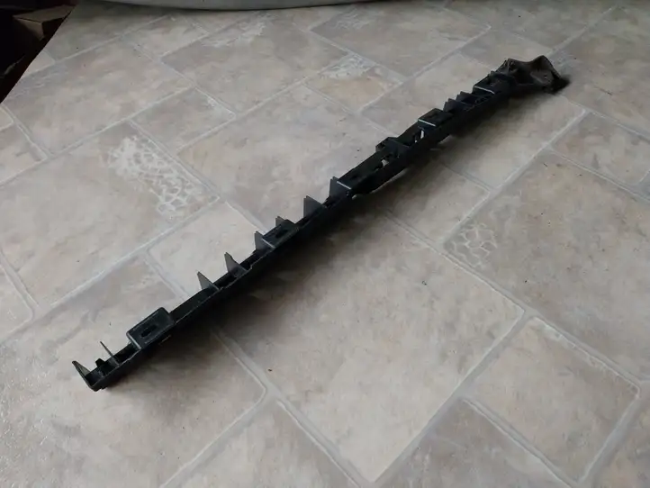 BMW 5 F10 F11 (2009 - 2016) 51777204021LH Усилитель порога — фото 2