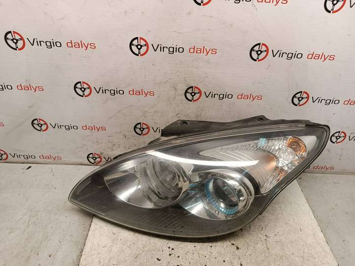 Hyundai i30 (2007 - 2012)  921012R000 Передняя фара