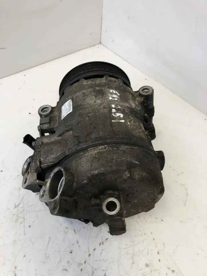 BMW 3 E92 E93 (2005 - 2014) 6452695671604 Компрессор (насос) кондиционера воздуха — фото 3