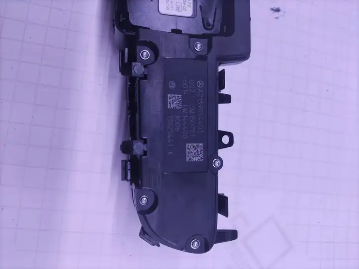 Mercedes-Benz E W238 (2017 - ) A2138270070 Блок кнопок на панели — фото 4