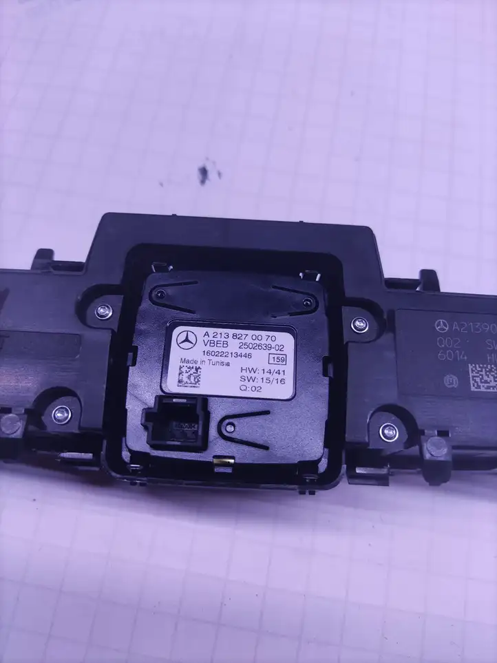 Mercedes-Benz E W238 (2017 - ) A2138270070 Блок кнопок на панели — фото 5