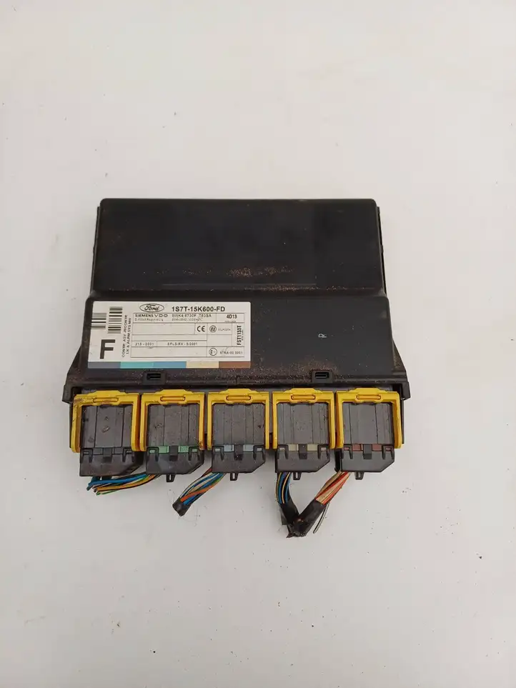 Ford Focus (1998 - 2004) 1S7T15K600FD Модуль комфорта — фото 1