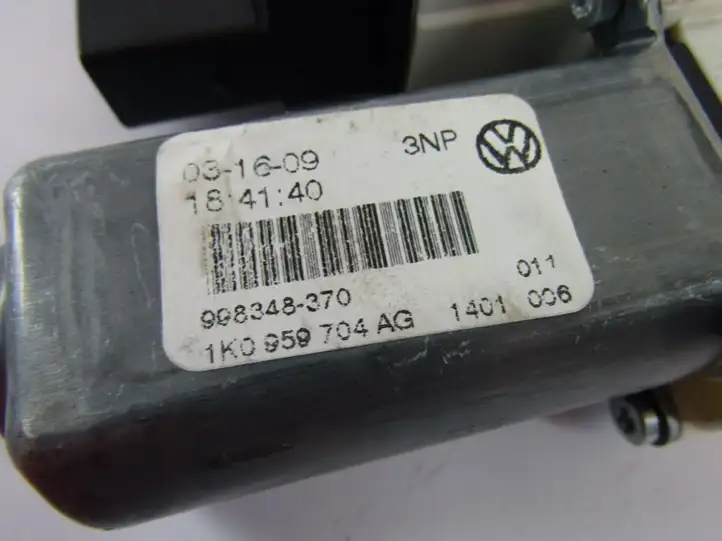 Volkswagen Golf V (2003 - 2009) Стеклоподъемник задней двери — фото 2