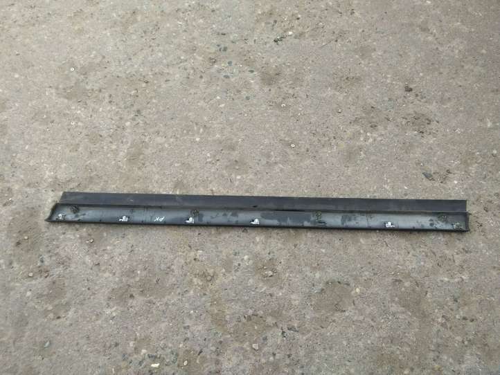 Volkswagen PASSAT B5.5 (2001 - 2005)  3B0854939B Отделка (молдинг) передней двери