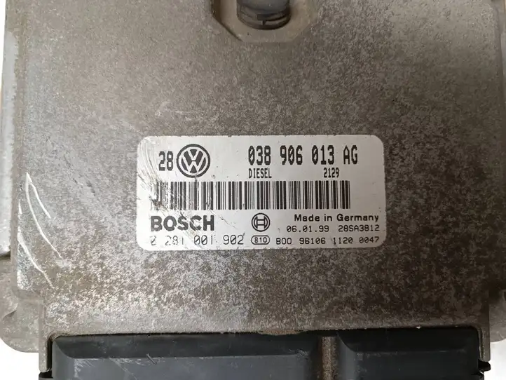 Volkswagen Golf IV (1998 - 2005) 038906013AG Блок управления двигателем (ЭБУ) — фото 2