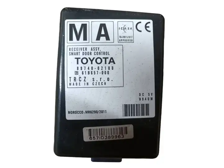 Toyota Auris E180 (2012 - 2018) 8974002100 Блок управления дверью — фото 2